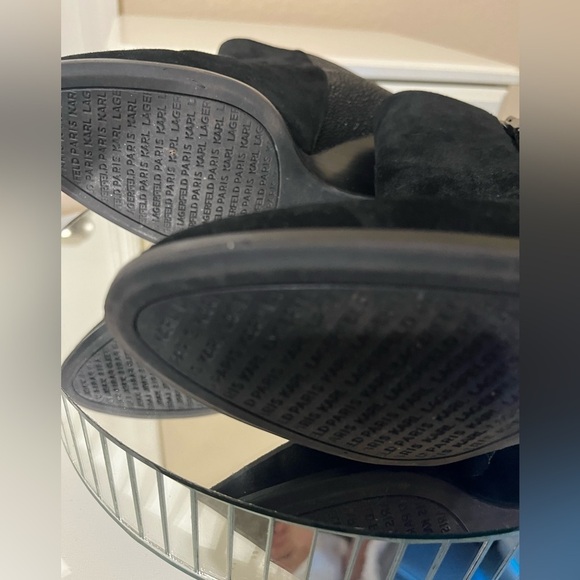 Karl Lagerfeld Black Suede Stingray Leather Julita Ankle Boots Women's. - Picture 9 of 10